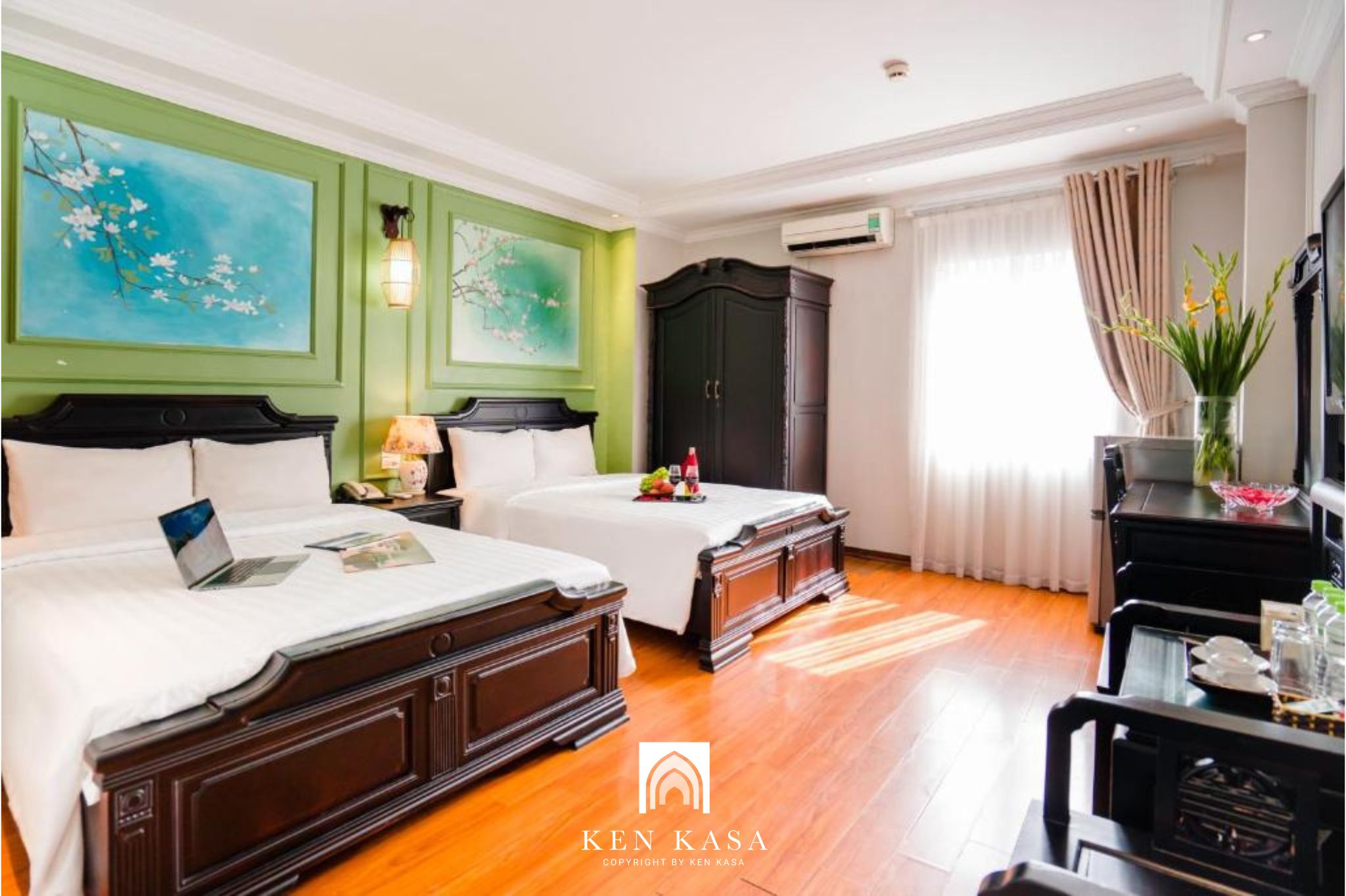 mẫu khách sạn gia đình 4